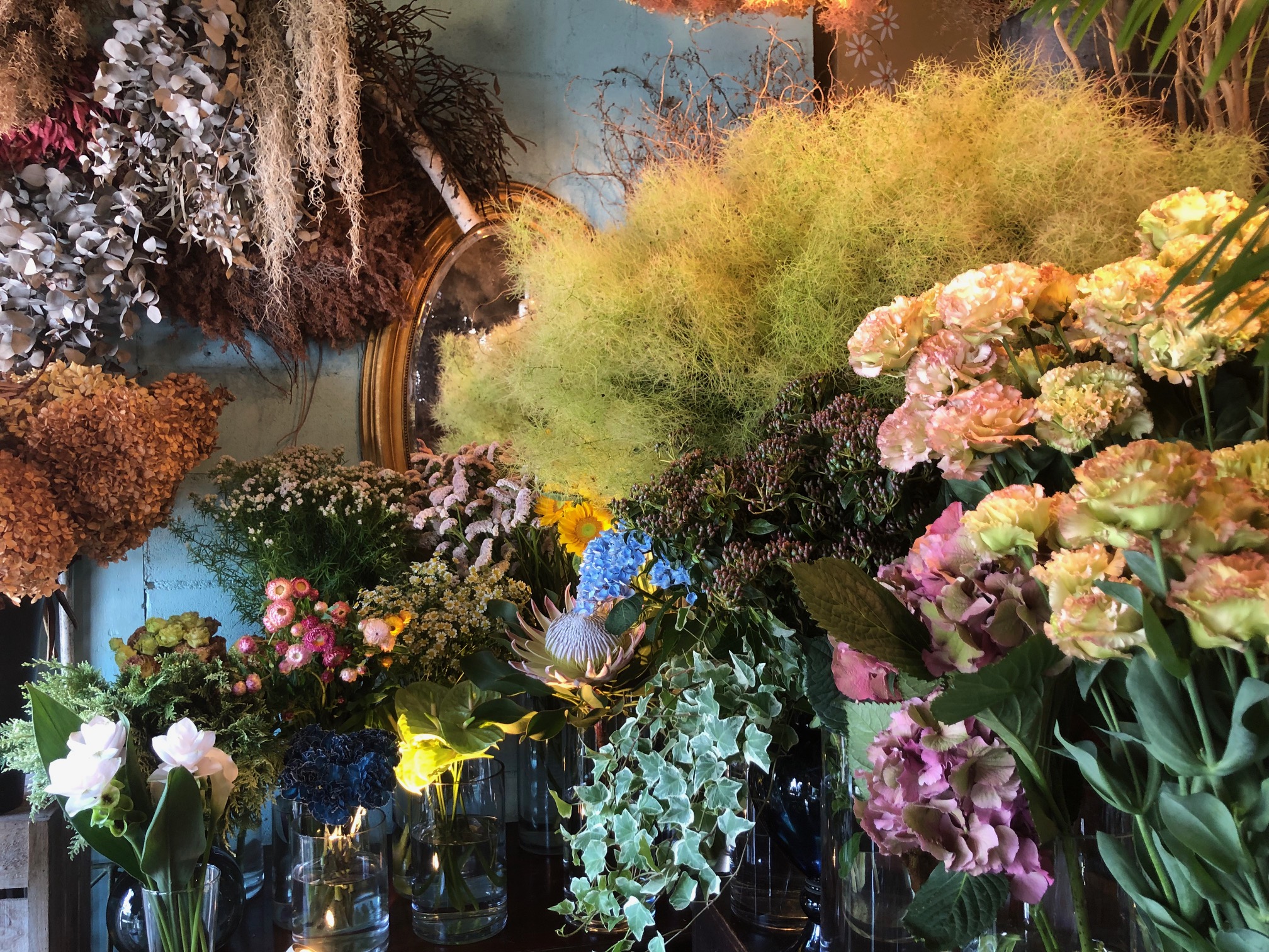 花・太陽・雨の花束